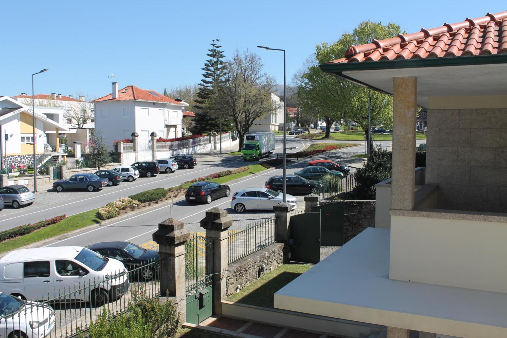 Apart. Av. Antonio Feijo Ponte de Lima Luaran gambar